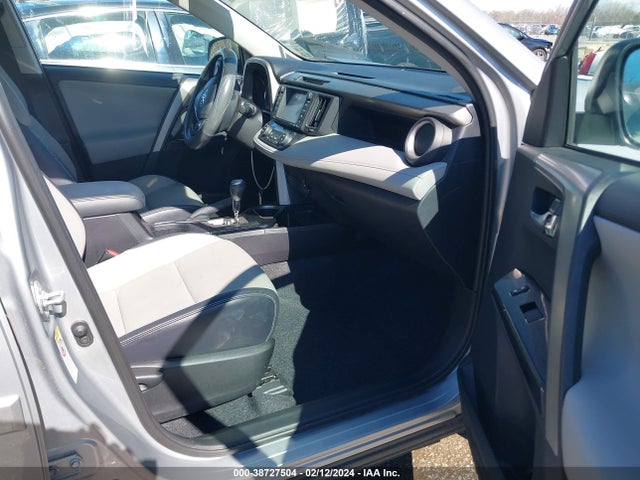 Toyota Rav4 Limited 2018 2T3YFREV0JW512963 Image 5