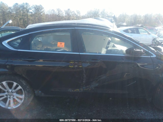 Chrysler 200 Limited Platinum 2017 1C3CCCAB5HN504570 Image 12