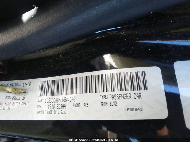 Chrysler 200 Limited Platinum 2017 1C3CCCAB5HN504570 Image 9