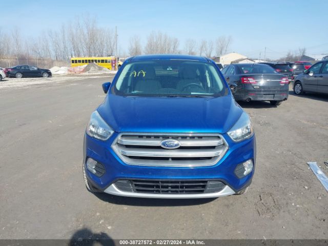 1FMCU9G99HUA22458 Ford ESCAPE SE