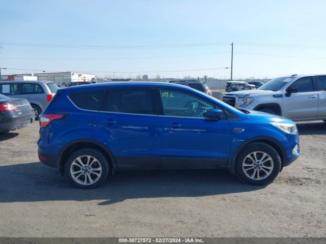 1FMCU9G99HUA22458 Ford ESCAPE SE
