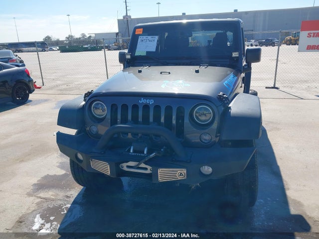 1C4BJWDG5JL822566 Jeep Wrangler Jk Unlimited Sport S 4x4
