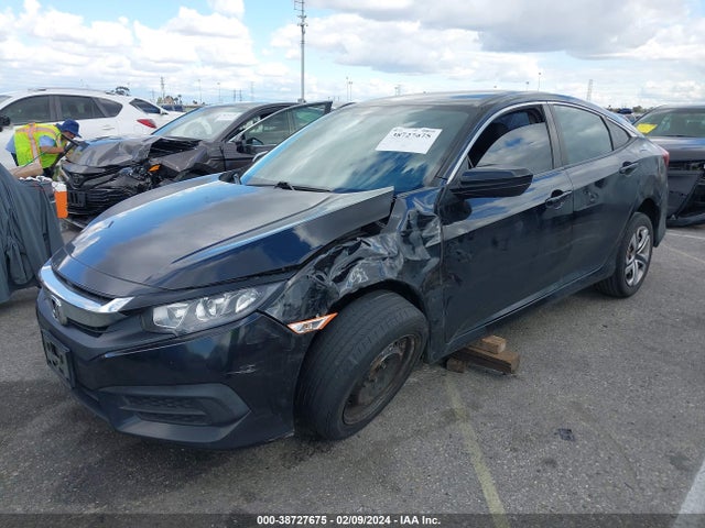 Honda Civic Lx 2018 2HGFC2F5XJH503212 Image 2