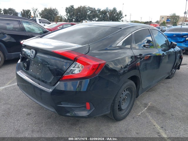 Honda Civic Lx 2018 2HGFC2F5XJH503212 Image 4