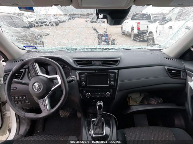 5N1AT2MV3KC754262 Nissan ROGUE SV