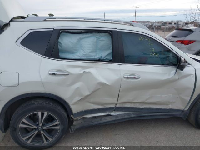 5N1AT2MV3KC754262 Nissan ROGUE SV