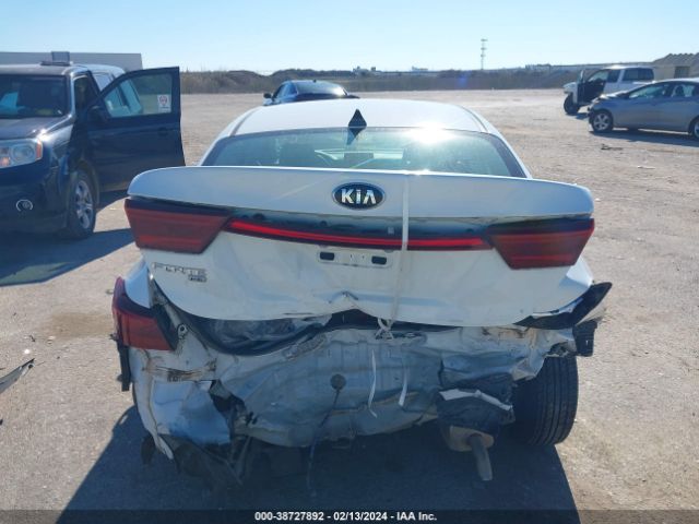 3KPF24AD4KE008335 KIA FORTE FE