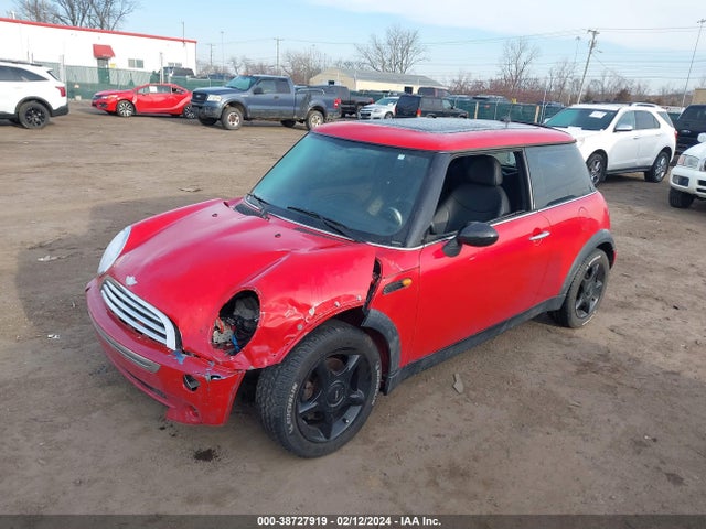 2005 MINI COOPER WMWRC33455TC56994 Photo 1