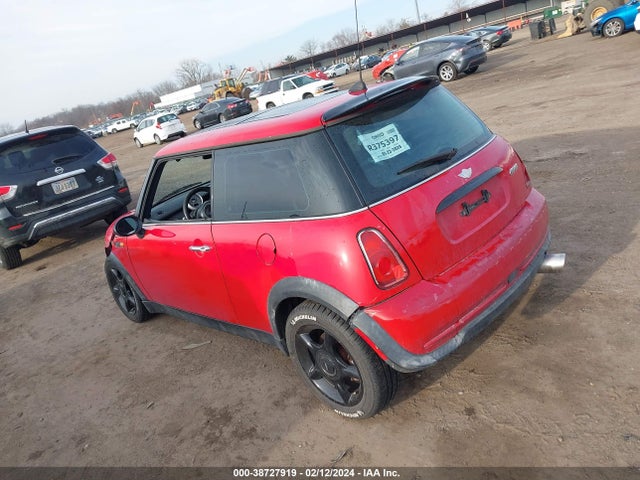 2005 MINI COOPER WMWRC33455TC56994 Photo 2