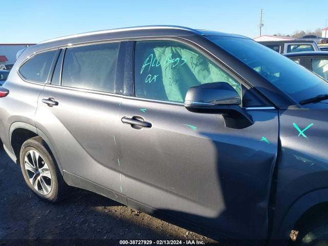 Toyota Highlander Xle 2021 5TDGZRAH9MS535912 Image 13