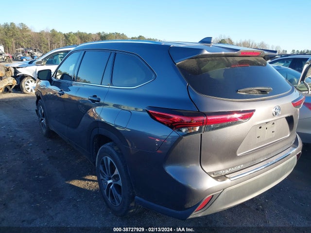 Toyota Highlander Xle 2021 5TDGZRAH9MS535912 Image 3