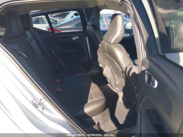 YV4AC2HK2L2209226 Volvo Xc40 T4 Momentum