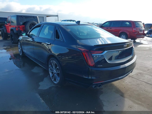 2020 CADILLAC CT6-V 1G6KW5RJ4LU103874 Photo 2
