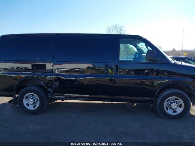 Chevrolet Express 2500 Work Van 2019 1GCWGAFG4K1181603 Image 13
