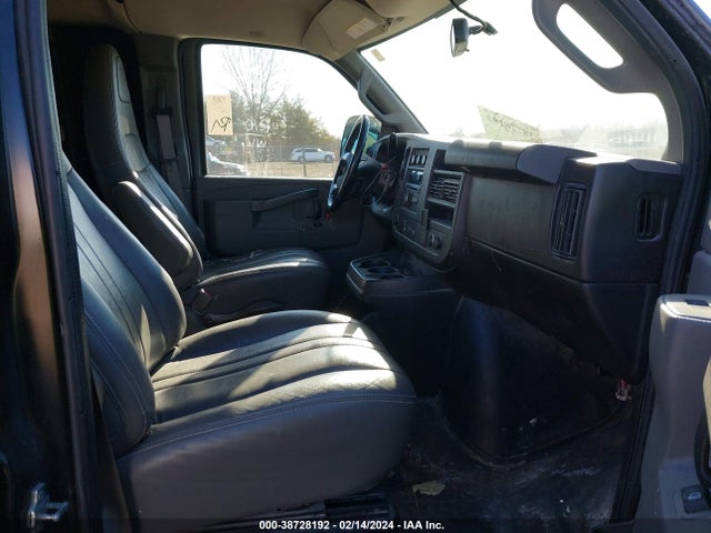 Chevrolet Express 2500 Work Van 2019 1GCWGAFG4K1181603 Image 5