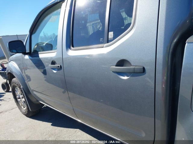 1N6AD0EVXJN734062 Nissan Frontier Sv