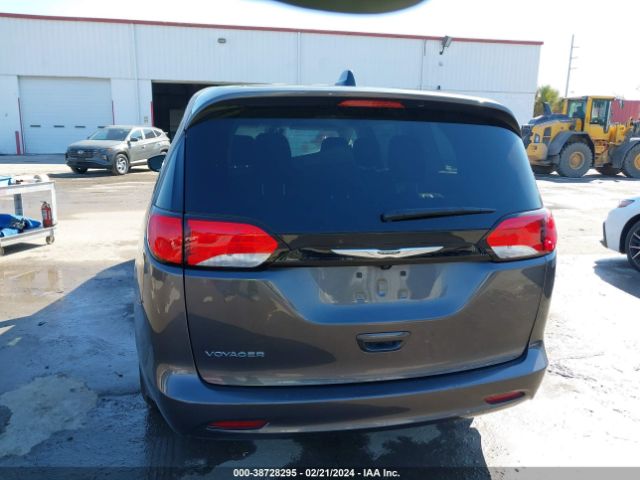 2C4RC1CG5PR530171 Chrysler Voyager Lx
