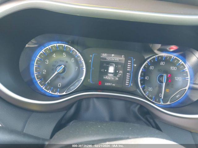 2C4RC1CG5PR530171 Chrysler Voyager Lx