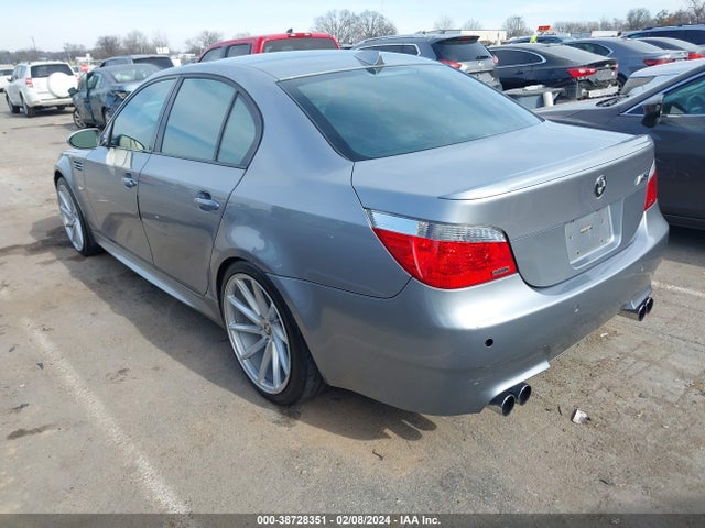 2006 BMW M5 VIN: WBSNB93576B583247