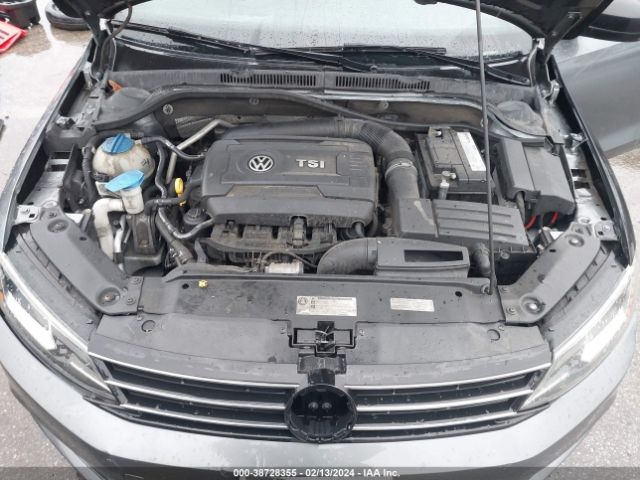 3VWD17AJ1GM330393 Volkswagen Jetta 1.8t Sport