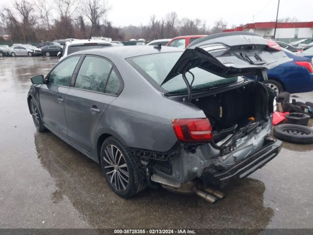 3VWD17AJ1GM330393 Volkswagen Jetta 1.8t Sport