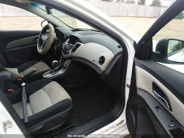 Chevrolet Cruze Ls Auto 2015 1G1PA5SH5F7271107 Image 5