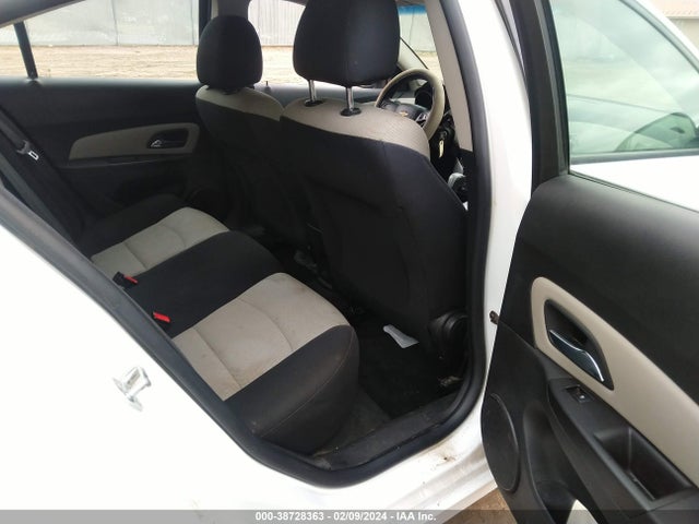 Chevrolet Cruze Ls Auto 2015 1G1PA5SH5F7271107 Image 8