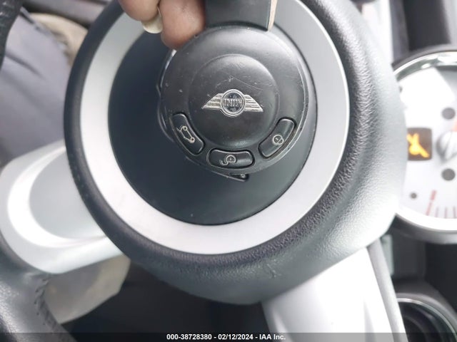 2007 MINI COOPER WMWMF33507TU62105 Photo 10