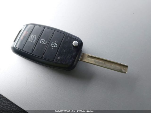 5XYPG4A36GG017674 KIA Sorento 2.4l L