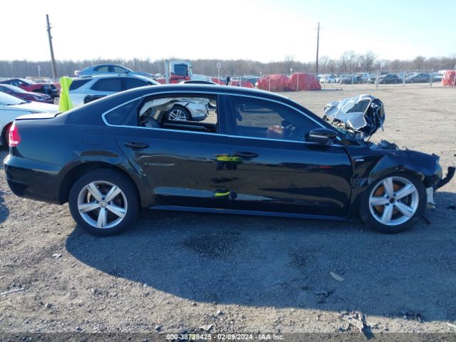 1VWAT7A31EC023156 Volkswagen Passat 1.8t Wolfsburg Edition