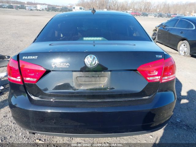 1VWAT7A31EC023156 Volkswagen Passat 1.8t Wolfsburg Edition