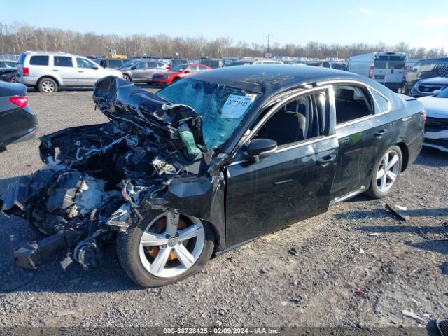 1VWAT7A31EC023156 Volkswagen Passat 1.8t Wolfsburg Edition