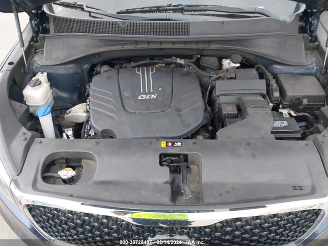 2017 KIA SORENTO 3.3L EX VIN: 5XYPH4A5XHG201760