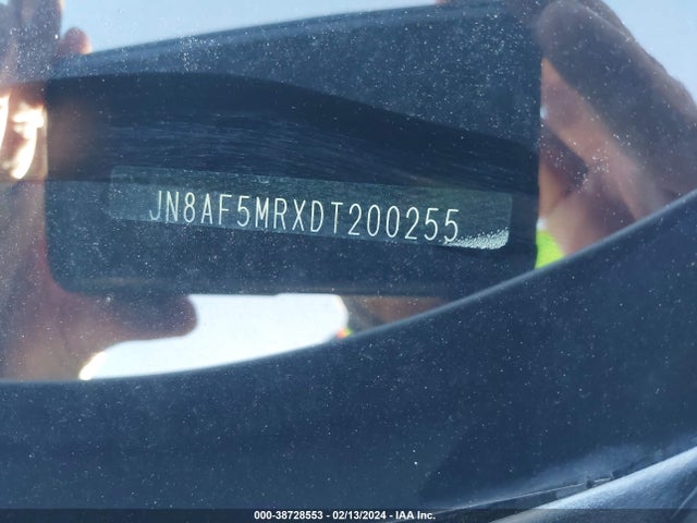 2013 NISSAN JUKE S VIN: JN8AF5MRXDT200255
