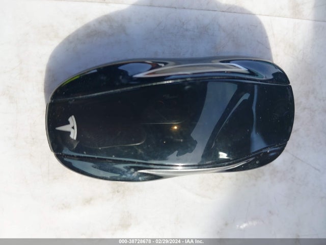 Tesla Model S 60/70/75/85 2016 5YJSA1E18GF150978 Image 11