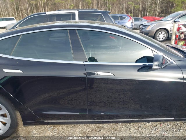 Tesla Model S 60/70/75/85 2016 5YJSA1E18GF150978 Image 14