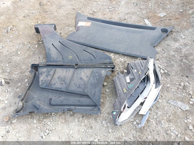 Tesla Model S 60/70/75/85 2016 5YJSA1E18GF150978 Image 12