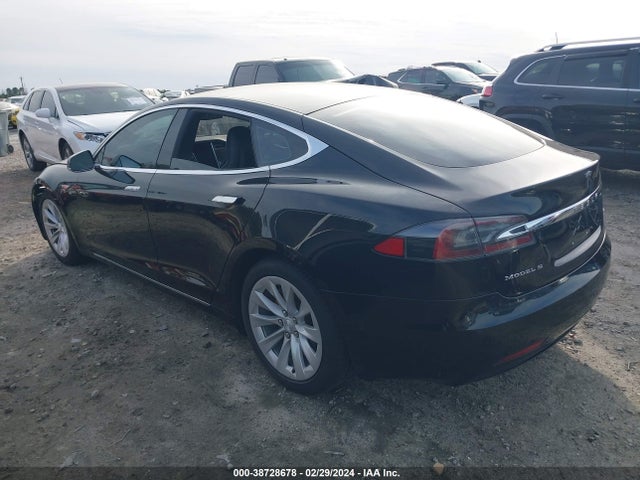 Tesla Model S 60/70/75/85 2016 5YJSA1E18GF150978 Image 3
