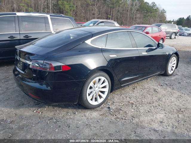 Tesla Model S 60/70/75/85 2016 5YJSA1E18GF150978 Image 4