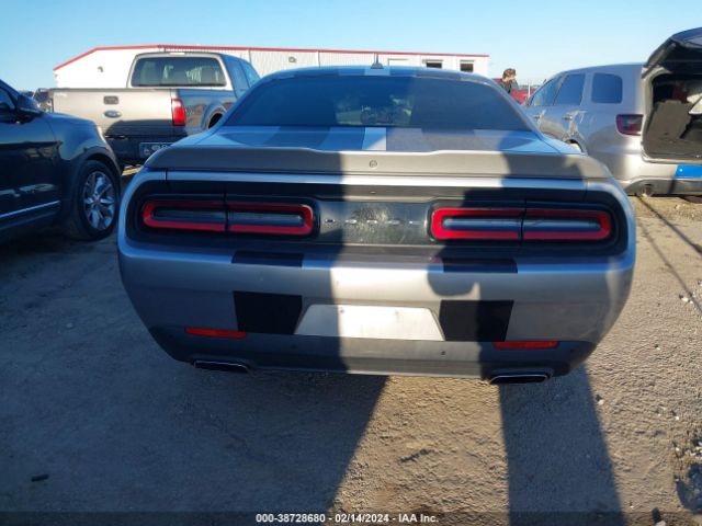 2C3CDZBG8FH715858 Dodge Challenger Sxt Plus