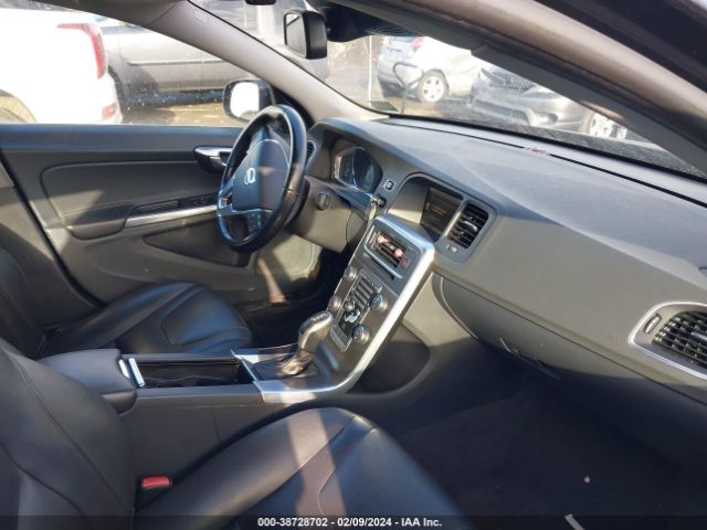 YV1612TB8F2316902 Volvo S60 T5 Premier