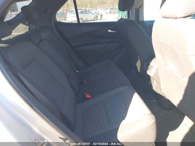 Chevrolet EQUINOX LT 2018 3GNAXJEV0JS586176 Image 8