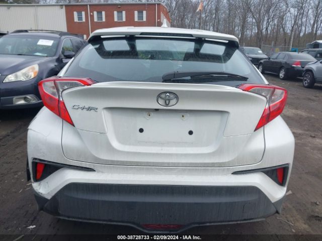 NMTKHMBX9JR005908 Toyota C-hr Xle Premium
