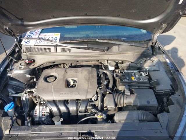 3KPF24AD8PE568821 KIA FORTE LX