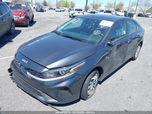 3KPF24AD8PE568821 KIA FORTE LX
