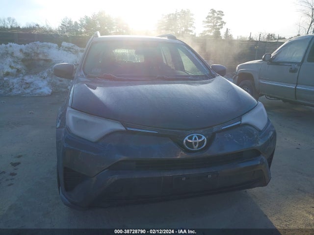 Toyota RAV4 LE 2016 JTMBFREV9GJ094951 Image 12