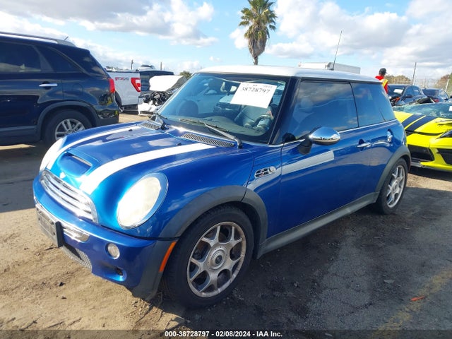 2006 MINI COOPER S WMWRE33546TJ40364 Photo 1