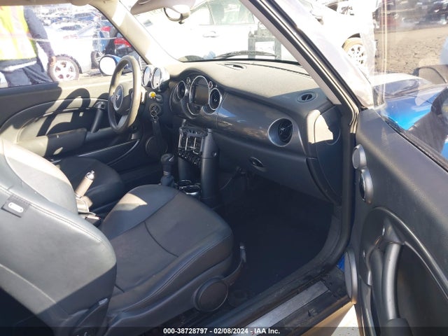 2006 MINI COOPER S WMWRE33546TJ40364 Photo 4