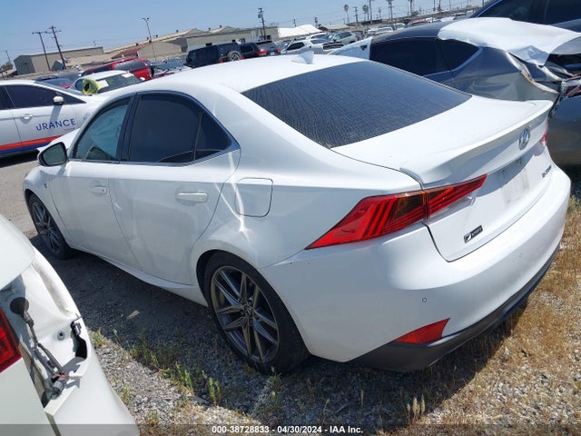 Lexus IS 300 2019 JTHBA1D28K5084595 Image 3