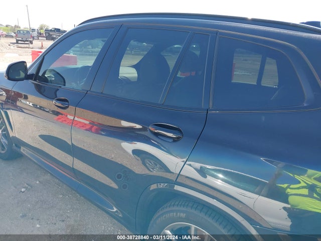 BMW X3 M40i 2020 5UXTY9C01L9B25225 Image 14